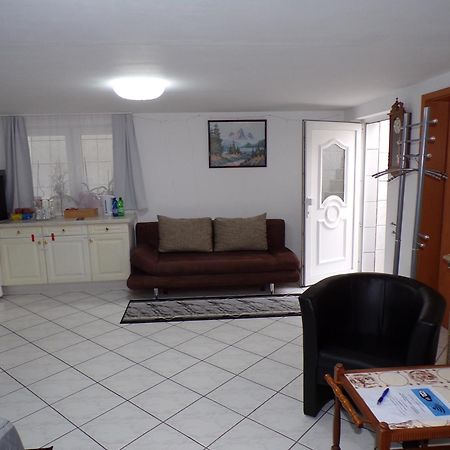 J.E. Koeln Apartment Luaran gambar